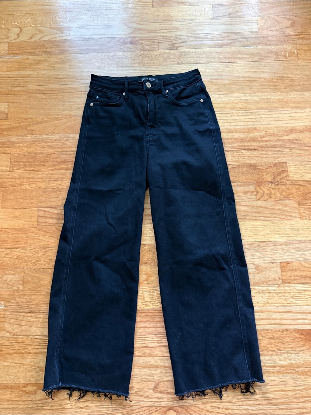 Judy Blue Black High-Rise Wide Leg Crop Jeans with Raw Hem 5/27